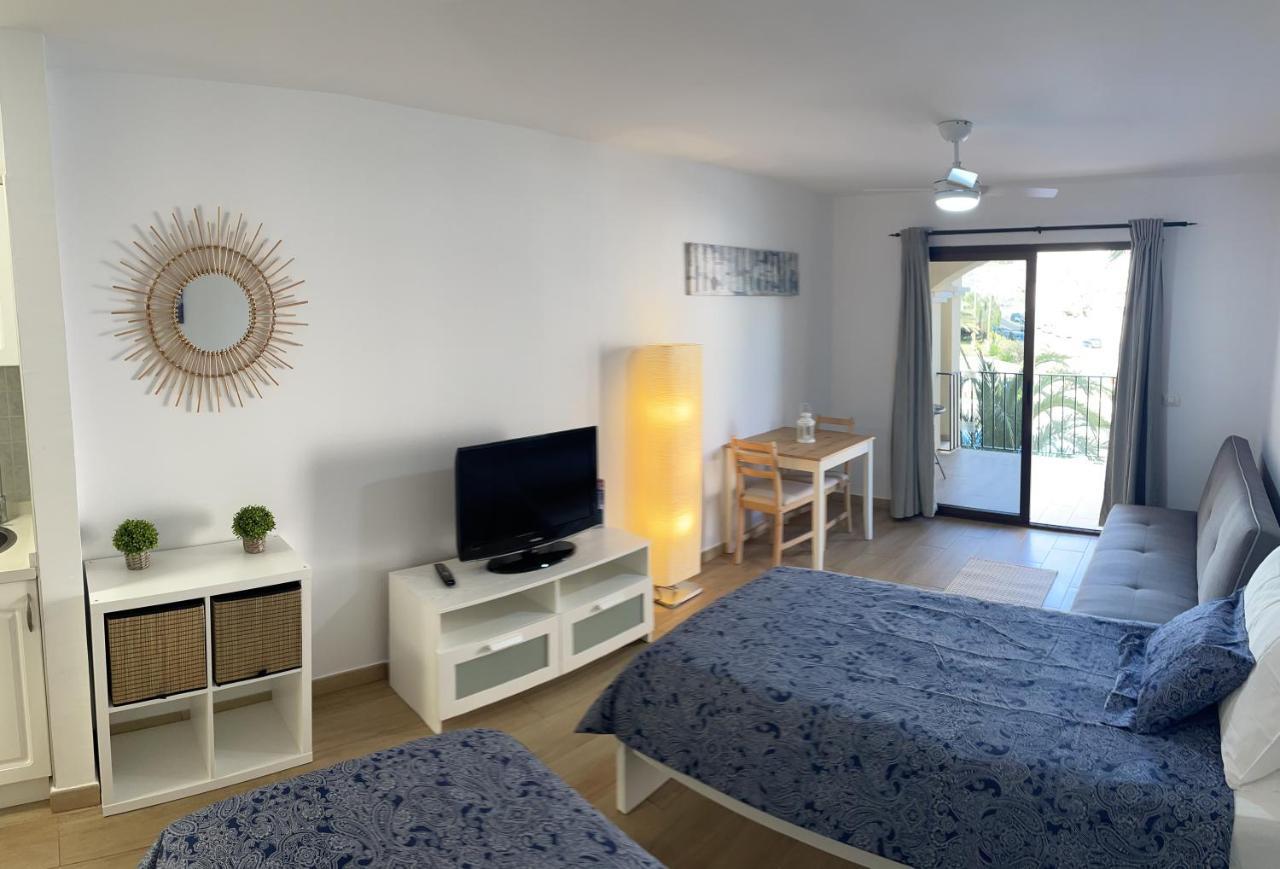Castle Harbour Los Cristianos Beautiful Studio With Pool View Eksteriør billede
