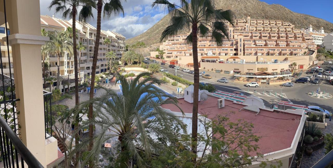 Castle Harbour Los Cristianos Beautiful Studio With Pool View Eksteriør billede