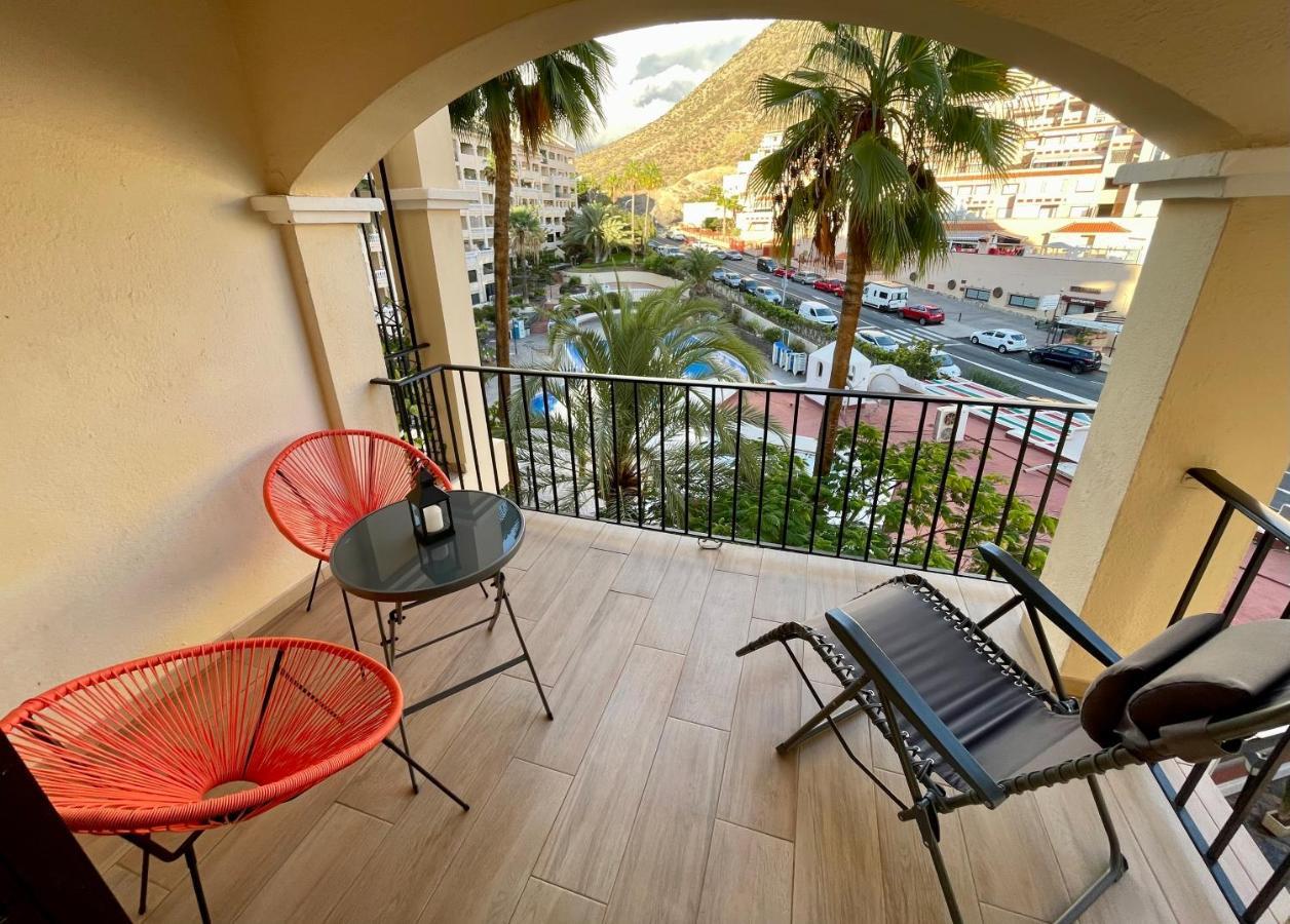 Castle Harbour Los Cristianos Beautiful Studio With Pool View Eksteriør billede